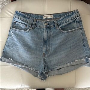 Abercrombie & Fitch High-Rise The Mom Short Curve Love Denim JeanShorts